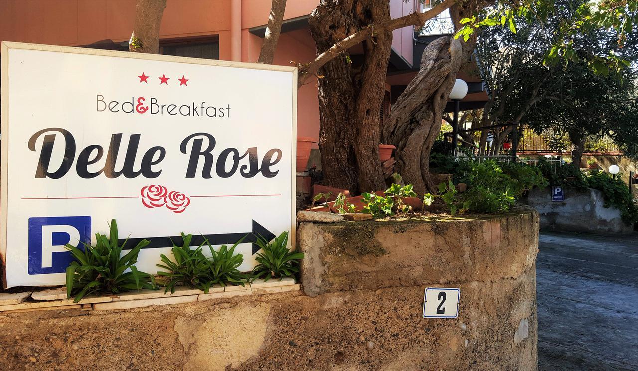 مبيت وإفطار تْشيفالو Delle Rose المظهر الخارجي الصورة